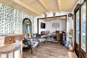 Photo 31- click for photo gallery